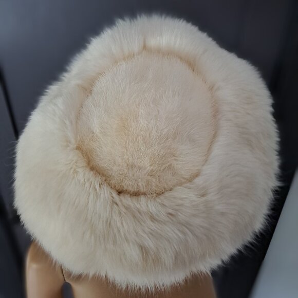 White Fox with Cream Undertones Oversized Pillbox Hat